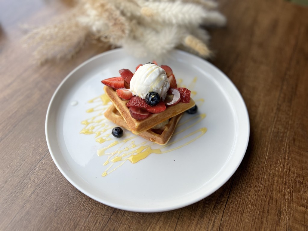 Belgian Waffles with banana and ice cream