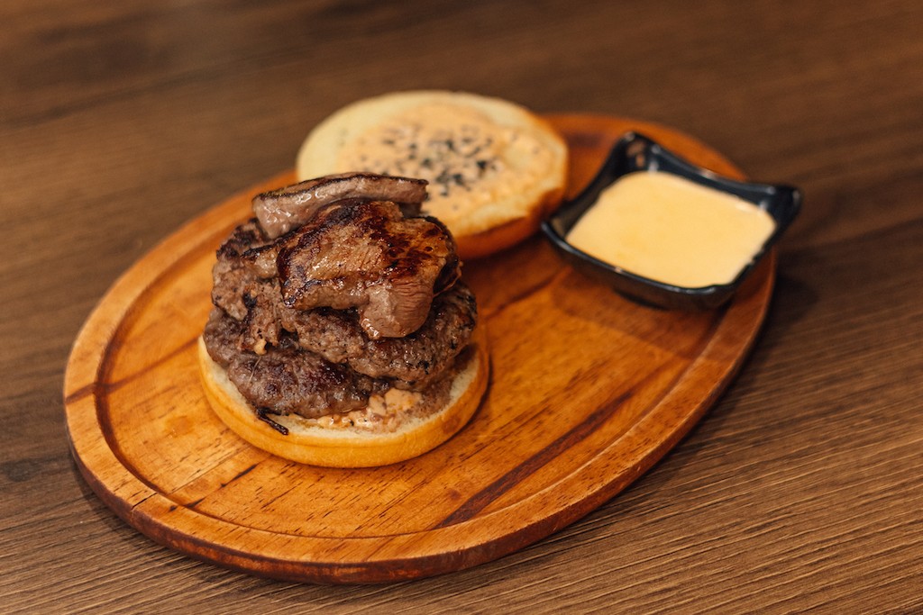 Steak & Cheese Burger